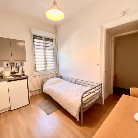 Petit Studio Confortable Pour Une Personne - 038 Rouen Zewnętrze zdjęcie